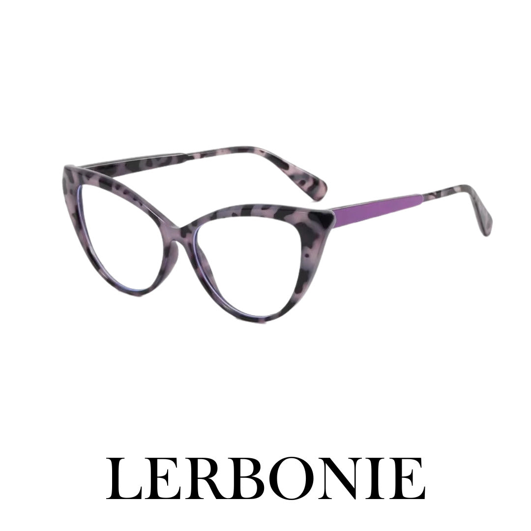 Essa é uma foto de armação de óculos, sendo um óculos exclusivo, a armacao óculos esta em oferta, aproveite esse óculos leitura para deixar seu visual mais estiloso. Essa é uma armação de oculos masculino e também armação de oculos de grau feminino, é considerado umas das armação de óculos de grau masculino mais vendidos.