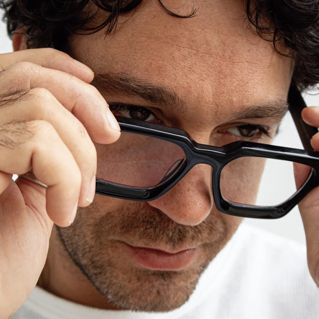armação de oculos transparente, armação de oculos redondo, armação de oculos masculino, armação de oculos grau masculino, armação de oculos grau feminino, armação de oculos grau, armação de oculos feminino grau, armação de oculos feminino, armação de oculos de grau, armação de óculos