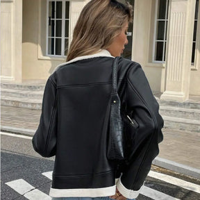 jaqueta feminina motoqueiro, jaqueta feminina gola contrastante, jaqueta couro PU feminina, casaco inverno feminino, jaqueta preta feminina, jaqueta motoqueiro feminina, jaqueta feminina