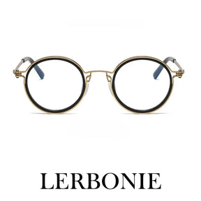 Essa é uma foto de armação de óculos, sendo um óculos exclusivo, a armacao óculos esta em oferta, aproveite esse óculos leitura para deixar seu visual mais estiloso. Essa é uma armação de oculos masculino e também armação de oculos de grau feminino, é considerado umas das armação de óculos de grau masculino mais vendidos.
