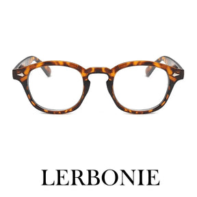 Essa é uma foto de armação de óculos, sendo um óculos exclusivo, a armacao óculos esta em oferta, aproveite esse óculos leitura para deixar seu visual mais estiloso. Essa é uma armação de oculos masculino e também armação de oculos de grau feminino, é considerado umas das armação de óculos de grau masculino mais vendidos.
