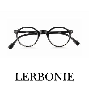 Essa é uma foto de armação de óculos, sendo um óculos exclusivo, a armacao óculos esta em oferta, aproveite esse óculos leitura para deixar seu visual mais estiloso. Essa é uma armação de oculos masculino e também armação de oculos de grau feminino, é considerado umas das armação de óculos de grau masculino mais vendidos.
