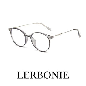 Essa é uma foto de armação de óculos, sendo um óculos exclusivo, a armacao óculos esta em oferta, aproveite esse óculos leitura para deixar seu visual mais estiloso. Essa é uma armação de oculos masculino e também armação de oculos de grau feminino, é considerado umas das armação de óculos de grau masculino mais vendidos.
