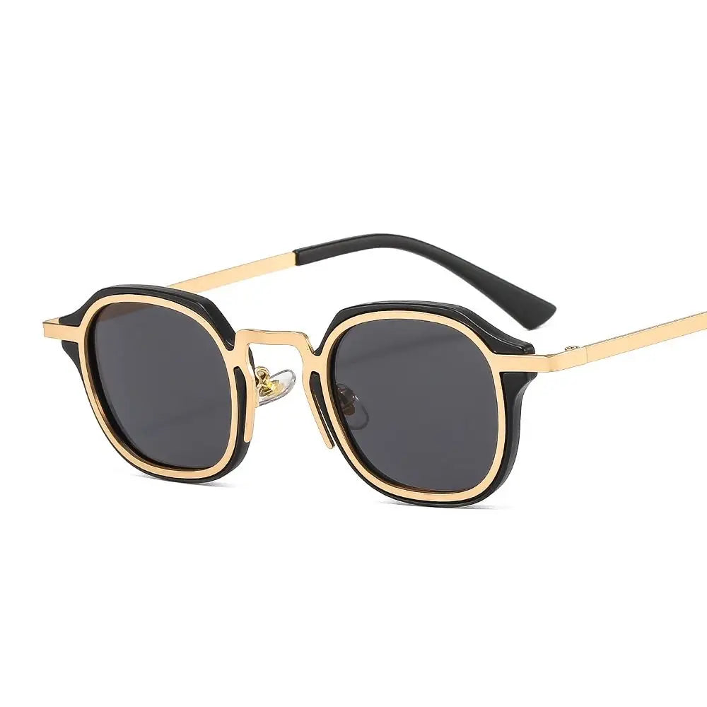 Descubra os melhores óculos de sol unissex, óculos de sol masculino e óculos de sol feminino com proteção UV 400. Garanta estilo e segurança com nossos óculos de sol de alta qualidade. Compre agora e proteja seus olhos com moda!