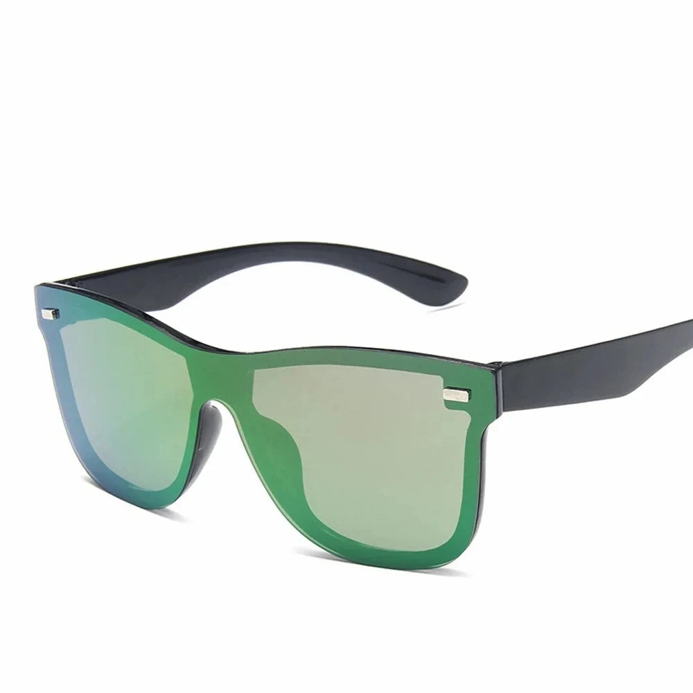 Descubra os melhores óculos de sol unissex, óculos de sol masculino e óculos de sol feminino com proteção UV 400. Garanta estilo e segurança com nossos óculos de sol de alta qualidade. Compre agora e proteja seus olhos com moda!